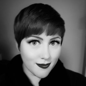 Meet your Posher, Jeniece